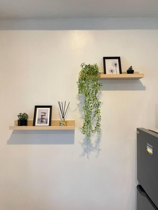 The Serene Escape Rockwell Makati City View 1Br Apartment Manila Bagian luar foto