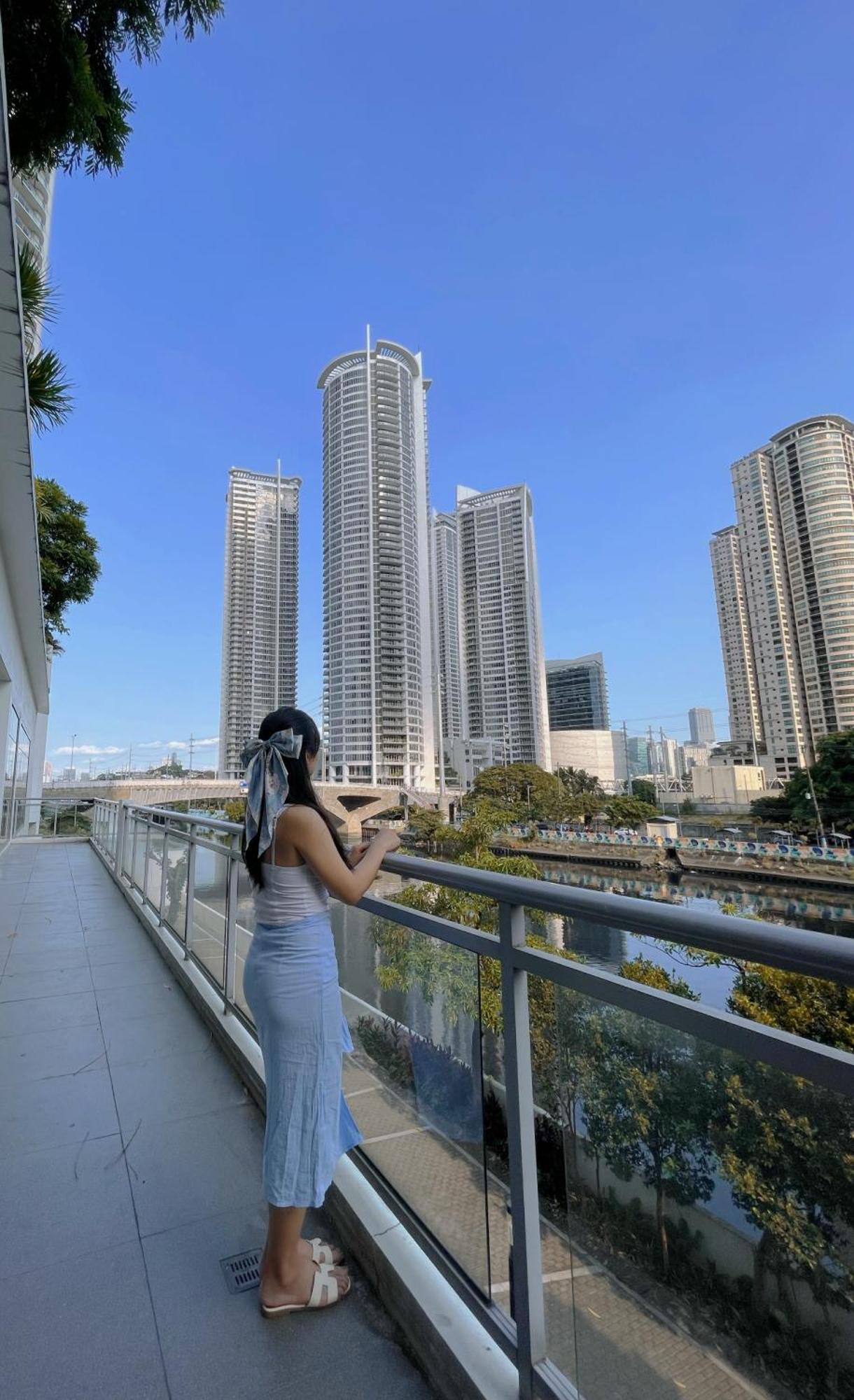 The Serene Escape Rockwell Makati City View 1Br Apartment Manila Bagian luar foto